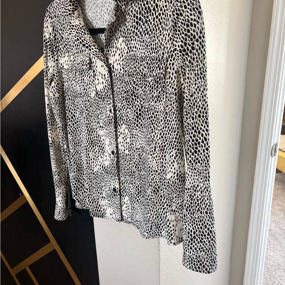 (Adrianna Papell) Monochrome Patterned Blouse - Picture 5 of 7